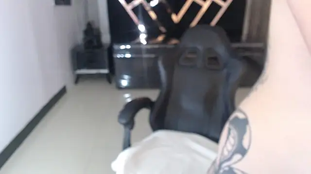 DamiaOshun_ch Live XXX-Chat