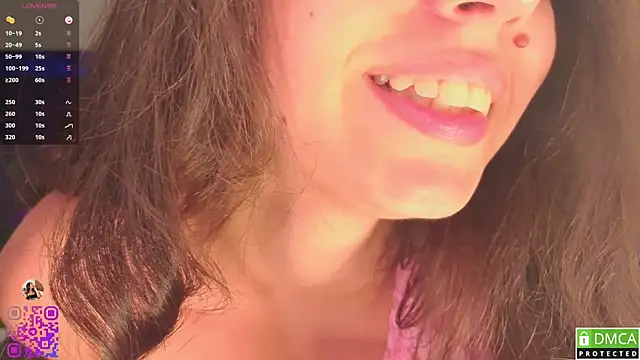 EmmyNoel Adlı Modelin Canlı XXX Sohbeti