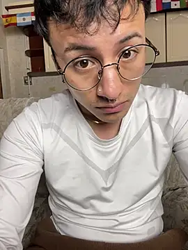 Chat XXX ao vivo de Dereck_Klain