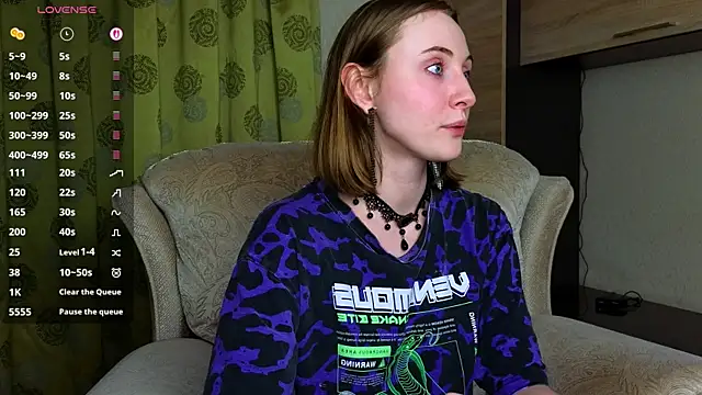 Cowell_Adelina XXX чат на живо