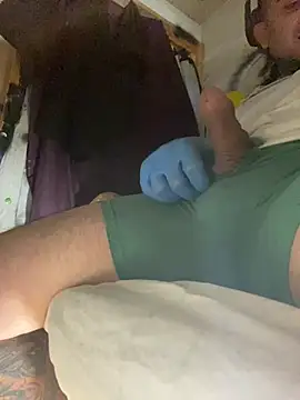 Chat XXX en directo de GusanoDelicioso
