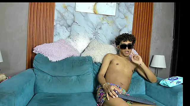 Živý XXX chat GOLDEN_2026