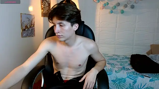 Chat XXX en directo de Marcoviolet
