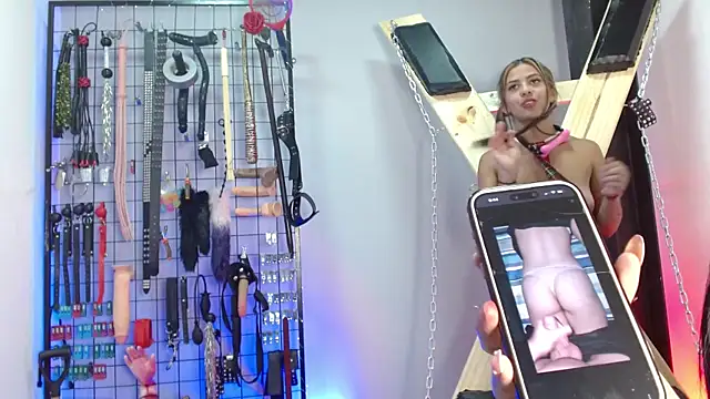 XXX chat uživo modela Eliz_bdsm