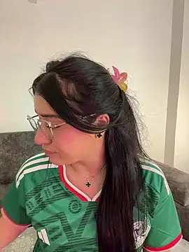 Chat XXX en directo de KallyMyller1