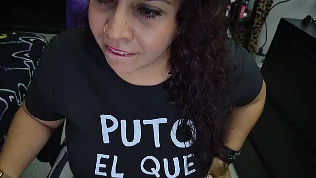 Chat +18 de AliceSweet4U ao vivo