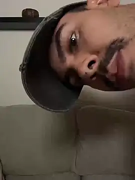 Chat XXX ao vivo de MassimoDuttiOF