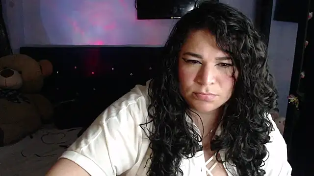 ANGELIQUE_KLANE's Live XXX Chat