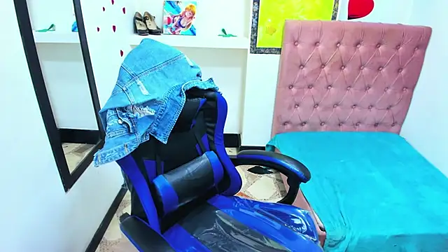 miaa_scott7 – Naživo XXX chat