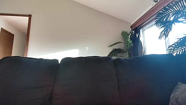 derekmontana2's Live XXX Chat