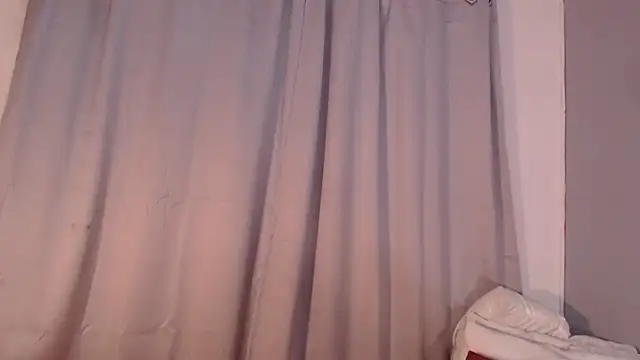 Britanny_W Adlı Modelin Canlı XXX Sohbeti