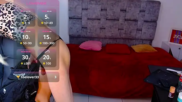 Chat +18 de Realbadbxtch_ ao vivo