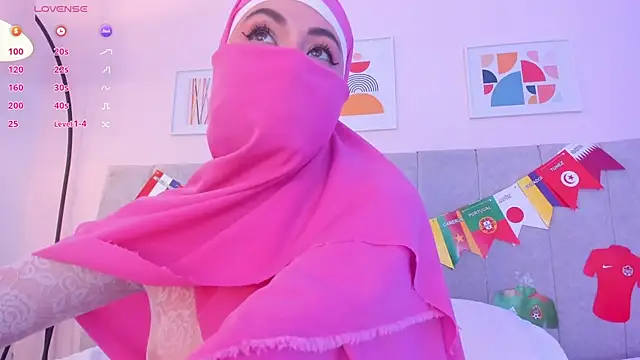 fatiima_ élő XXX-chatje