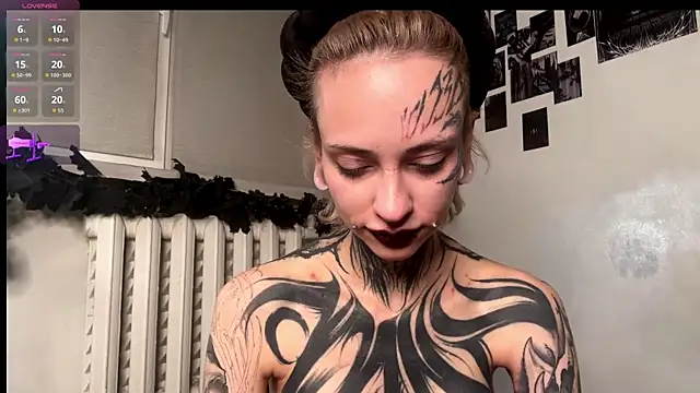 KizzieSherbert's Live XXX Chat