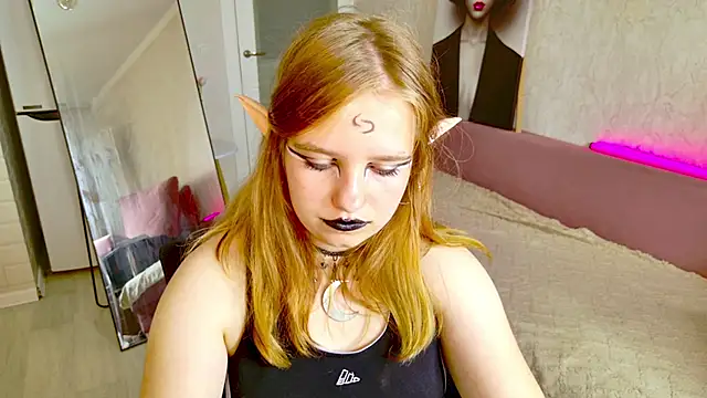 Chat +18 de Luna404 ao vivo
