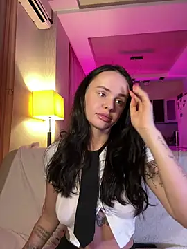 Chat XXX ao vivo de DinaTasty