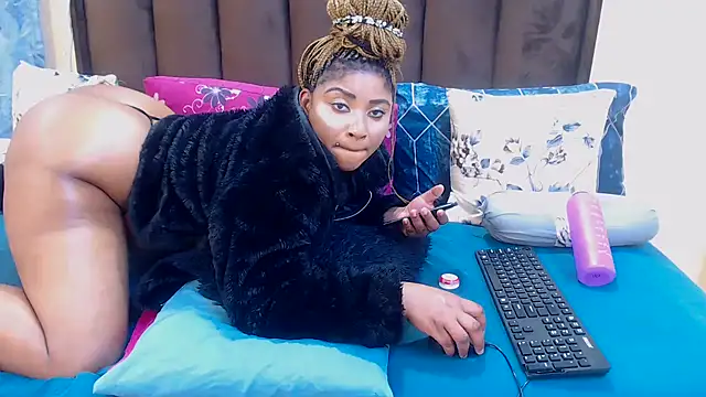 AfricanQueenxx40 Live XXX-Chat