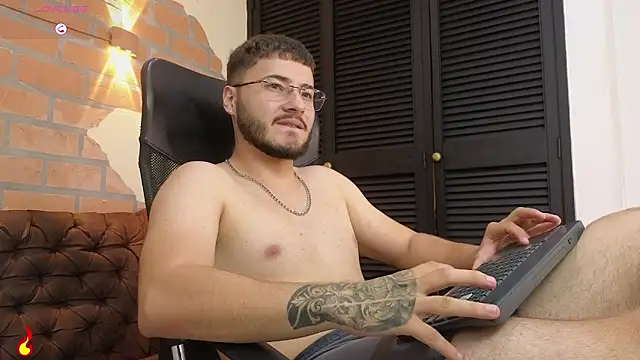 Онлайн чат XXX Brandon_01