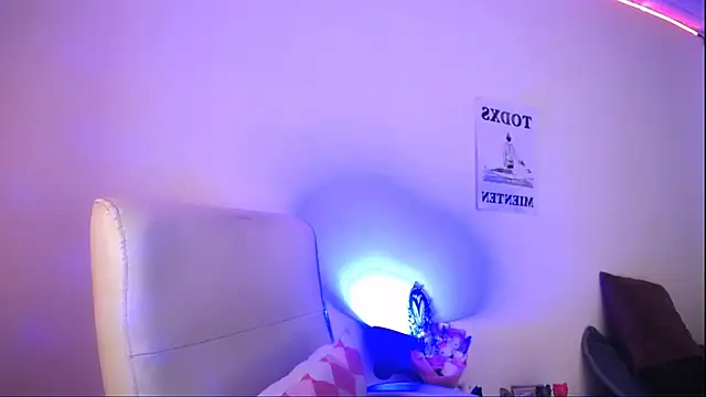 XXX chat uživo modela elektraa_sky11