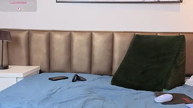 Онлайн чат XXX Ethan__Walker