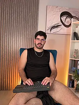 Chatroom XXX en direct de DomBoy_