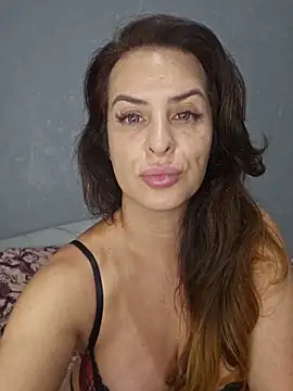 Chat +18 de Nina_Sport ao vivo