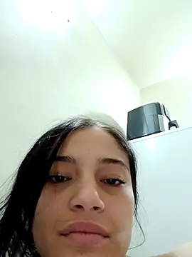 Virgin_Pussy_Love's Live XXX Chat