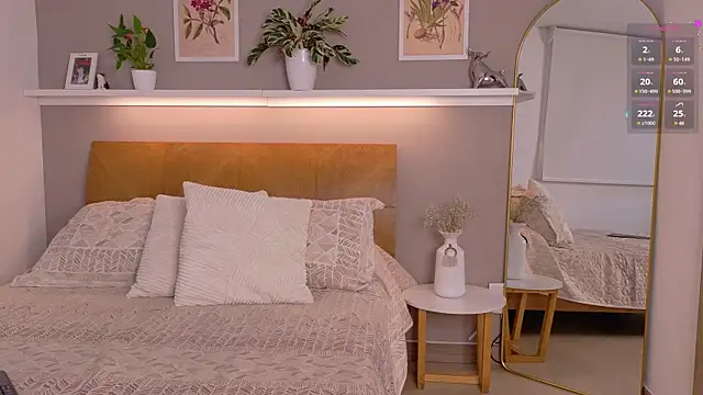 Živý XXX chat sarah_rayy