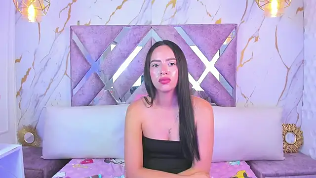 Chat XXX en directo de kloe_williams_