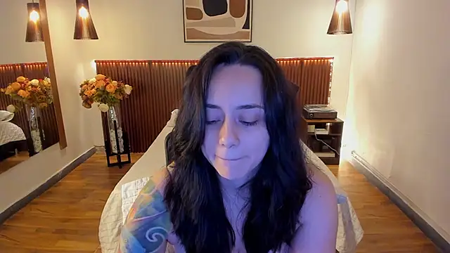 KatherineBond's Live XXX Chat