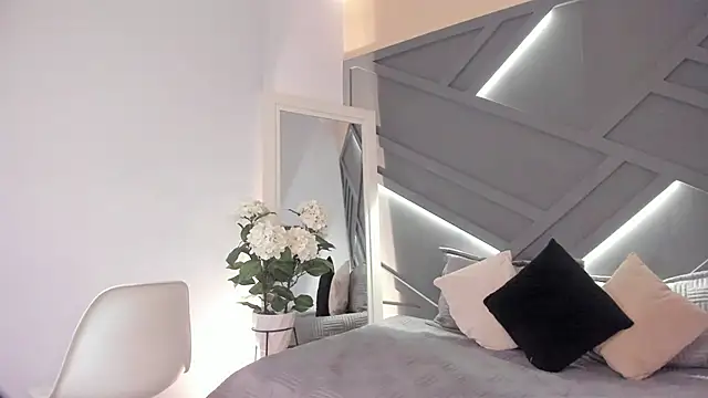 Chat XXX en directo de madydoll_