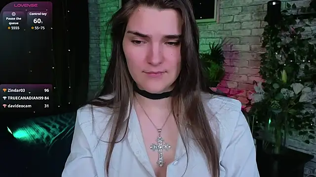 Rune_Veila Live XXX-Chat