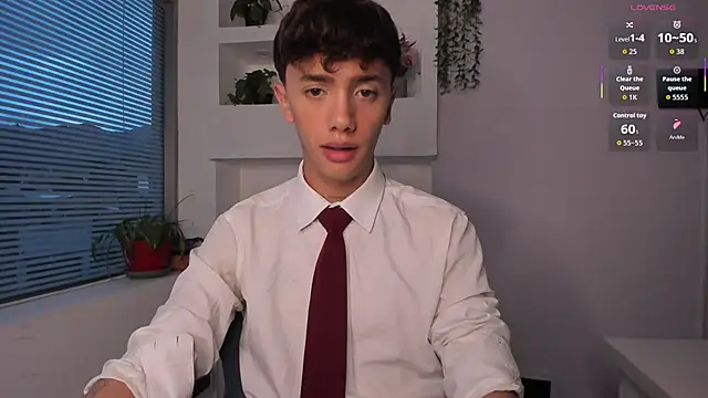Tomy_Rox Live XXX-chat