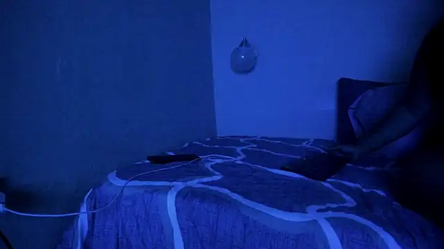 Chat +18 de ale_cam ao vivo