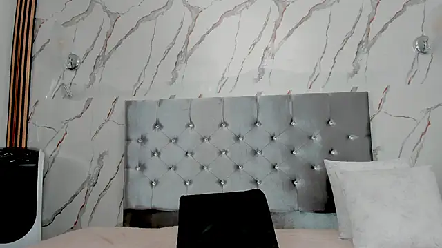 nymphomanya Live XXX-Chat