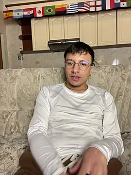 Dereck_Klain লাইভ XXX চ্যাট