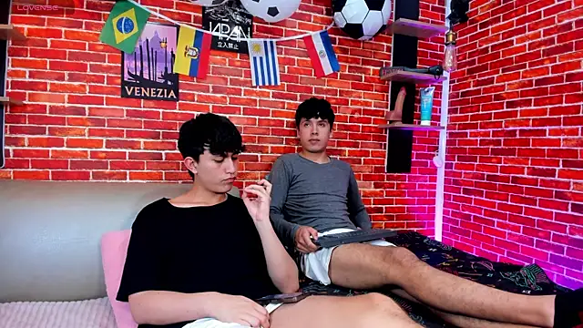 Hoot_boyss_ 现场XXX聊天
