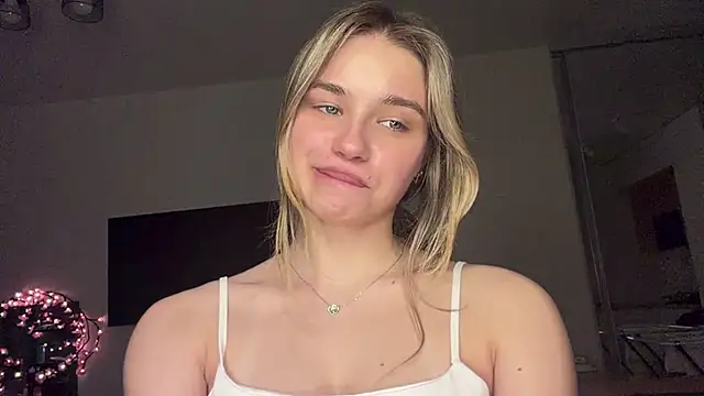EarthaStinett Live XXX Chat