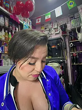 Chat +18 de TamySweetness ao vivo