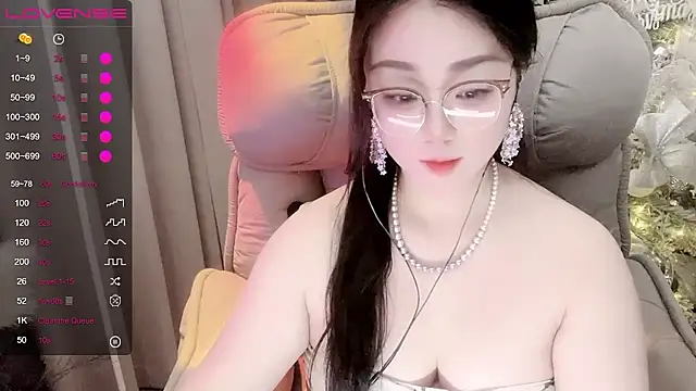 Monica-666888- – Naživo XXX chat