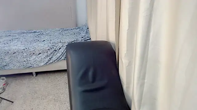 Liarr_'s Live XXX Chat