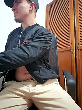 Czat XXX na żywo – TouchDaddy4