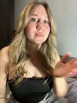 MarieHeartt's Live XXX Chat