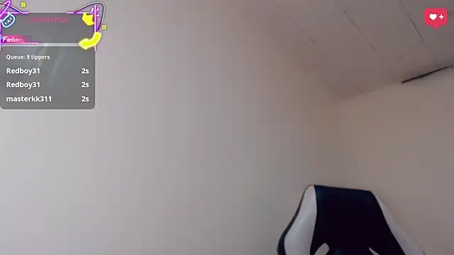Oriana_braom – Naživo XXX chat