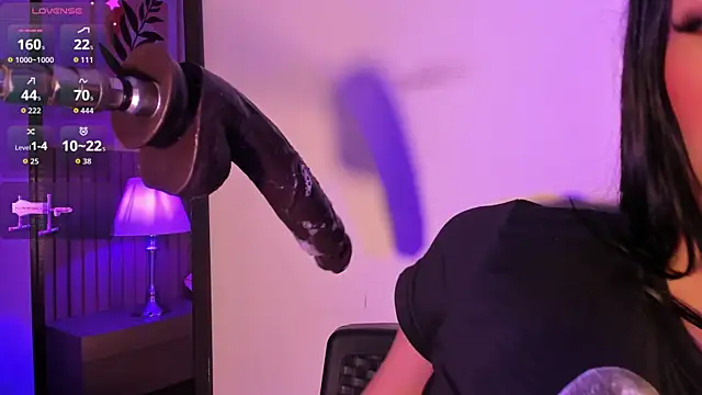 sexy_mich_18 现场XXX聊天
