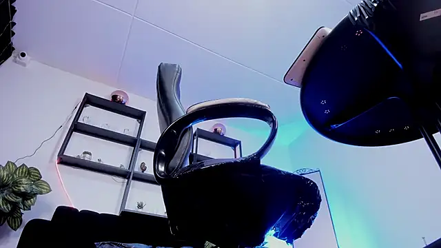 Chat XXX en directo de Halley_Ravenn