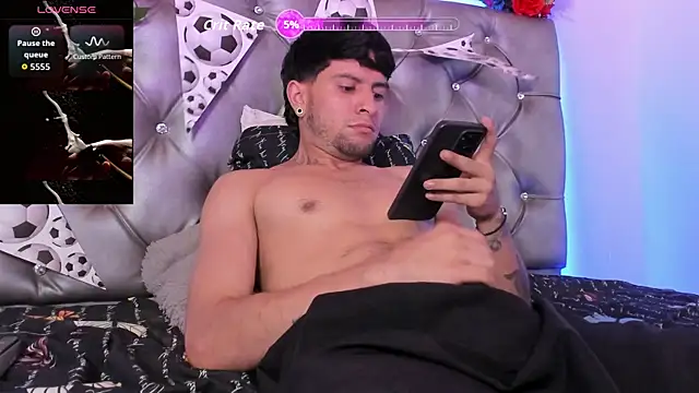 StefanoBigCock live XXX chat