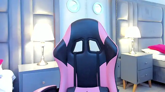 Chat XXX en directo de GabyMoreau