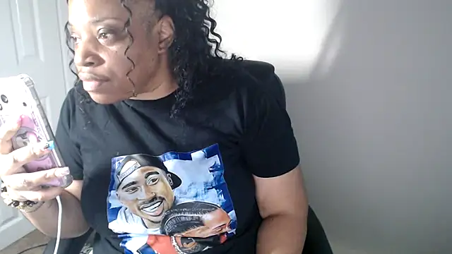Sexymona1218's Live XXX Chat