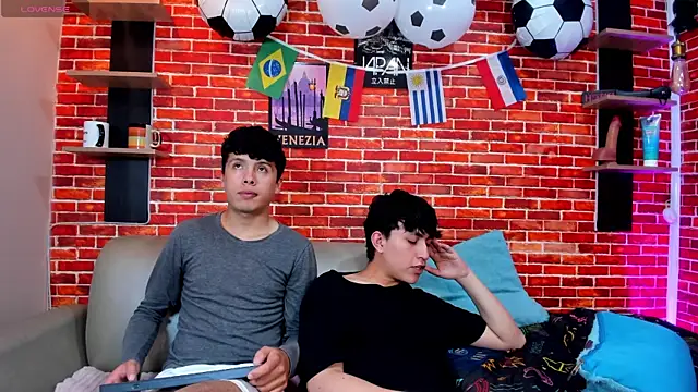 Chat XXX Live Hoot_boyss_